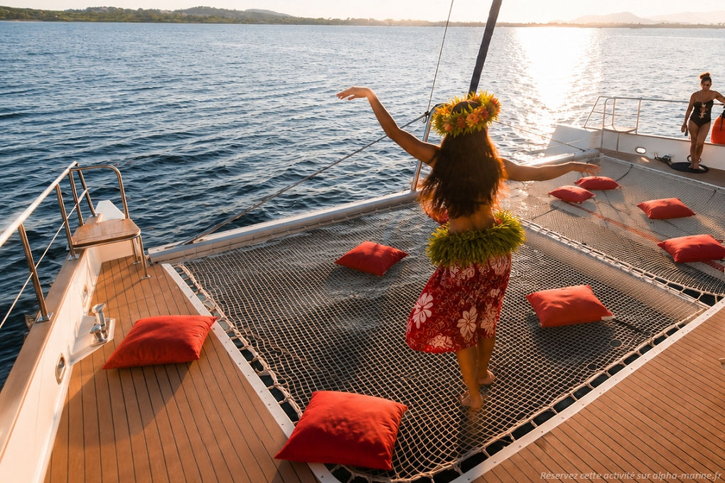 Catamaran Hyères les Palmiers. Soirée Polynésienne le 25 juillet