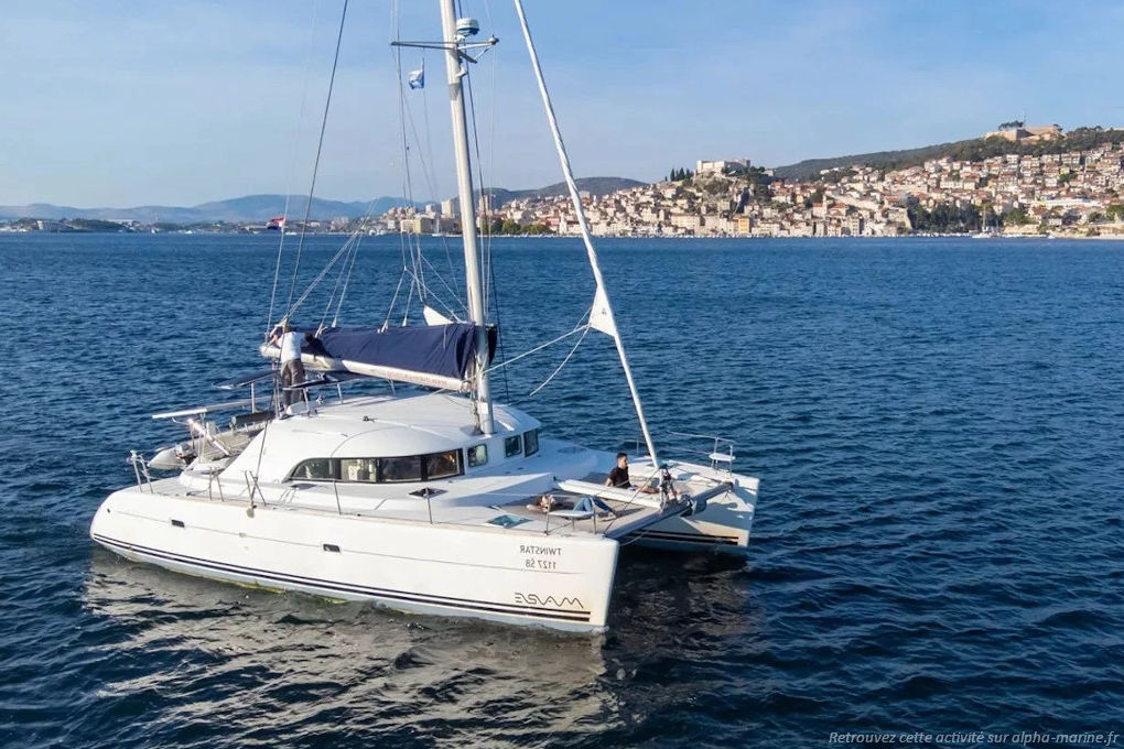 Catamaran Lagoon 380